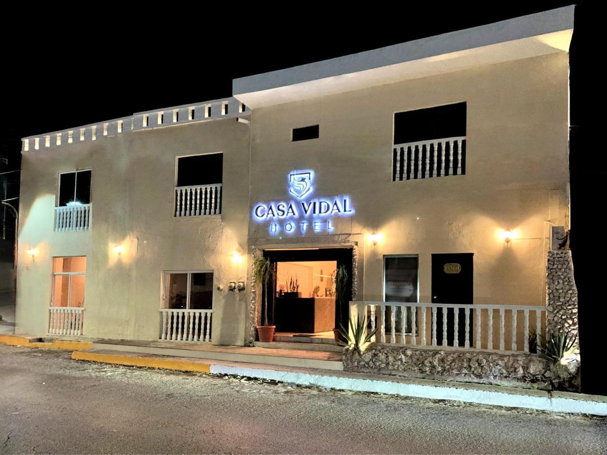 Casa Vidal Hotel Valladolid  Exterior photo